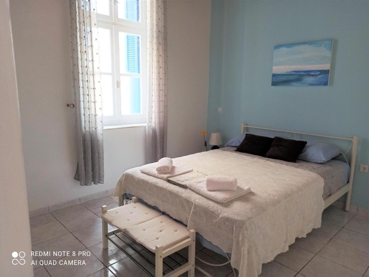 Family Stone Apartment Kyparissia Eksteriør billede
