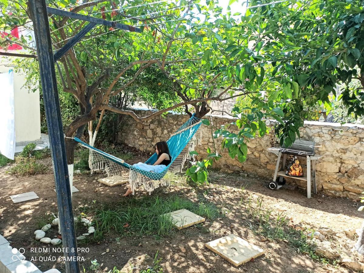 Family Stone Apartment Kyparissia Eksteriør billede