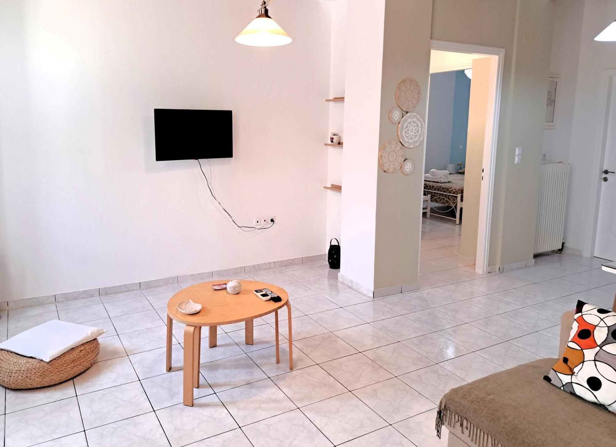 Family Stone Apartment Kyparissia Eksteriør billede